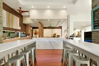 Peppers Beach Club & Spa Palm Cove - bar