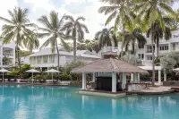 Peppers Beach Club & Spa Palm Cove - Beach