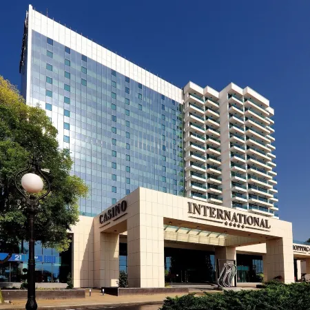 International Hotel Casino & Tower Suites