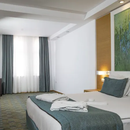 Ladonia Hotels Adakule
