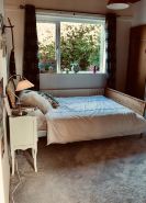 3 Bed Cottage - Sleeps 6 - Pets - Garden - Parking