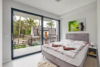 2-Story Holiday Home with a Garden and a Pool - balcony