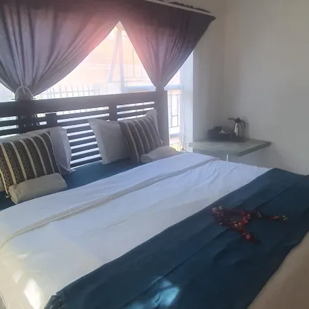 Anopam Guest House