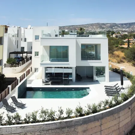Phaedrus Living Luxury Seaview Coral Bay Villa