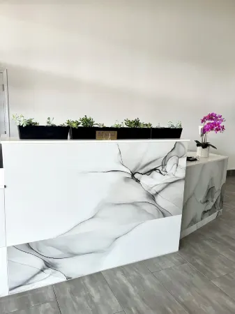 Hotel Isabella Отели в г. Ювалде