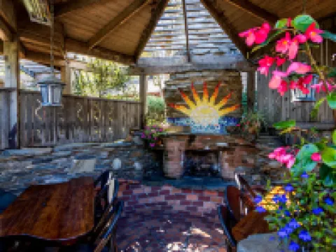 Cambria Pines Lodge Hotels near Cambria, California