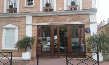 Hôtel Saint Alban Отели в г. Ла Кё-ан-Бри