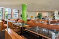 Seminaris SeeHotel Potsdam - breakfast