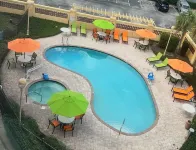 La Quinta Inn & Suites by Wyndham Ocala - Kolam Renang