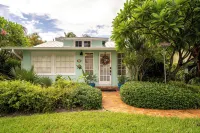 Bahama Breeze Bungalow
