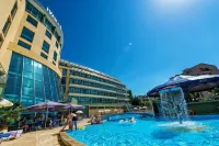 Ivana Palace Hotel - Free Parking