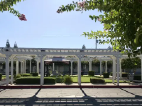 Sunrise Inn Hotels in Turlock