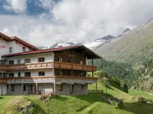 Gurglhof Apartmenthaus