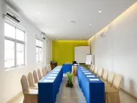 Zuri Express Hotel Pekanbaru Hotels in Pekanbaru City