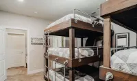 Paradise Village by Cloud Dream Homes Hotels in Ivins