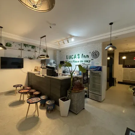 Lucas Inn