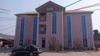 Ruthmour  Hotel and Treasure Suites Các khách sạn ở 