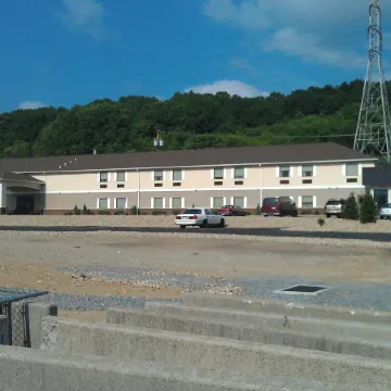 Ambridge Inn