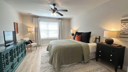 Charming 3-bedroom house in welcoming Boiling Springs with WiFi, AC