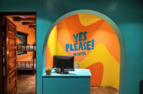 Yes Please! Hostel