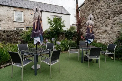 Snooty Fox Hotels in Ingleton