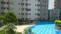 Clean and Comfy 2Br Apartment at Puncak Kertajaya Hotell i Keputih
