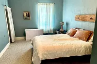 Beautiful Apartments in a turn-of-the-century historic building-Apt A Hotels in Algoma