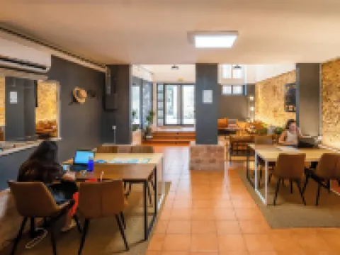 塔拉戈納日的卡瓦列爾斯 鄰近羅馬劇場的酒店