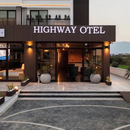 E87 Highway Otel