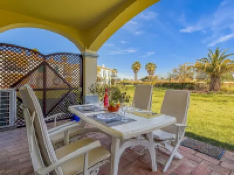 61B Gramacho Apartment IN THE Heart OF Gramacho Hotels in Estombar