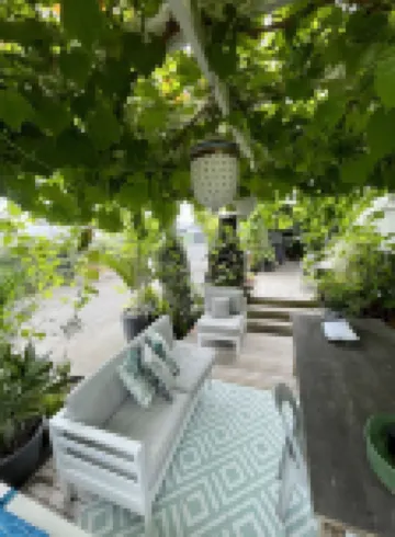 Character Napier South Villa