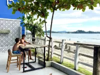Amazing right on the water, BEACHFRONT studio near Tamarindo Hotels in Potrero