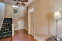 Location! Quiet, Cozy 2-Bedroom Condo In The Heart Of Historic St. Augustine!