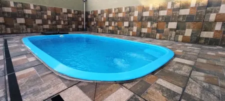 Heated pool, air conditioning, WiFi, 3 minutes from the park