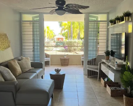 Casa Mía at Paseo del Faro Hotels in Pole Ojea
