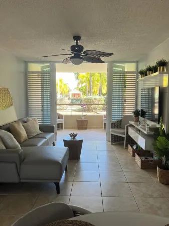 Casa Mía at Paseo del Faro