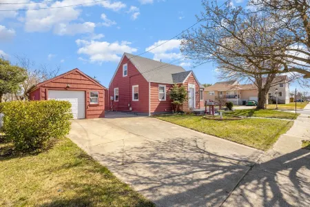 Renovated 5BR/2BA Atlantic City Retreat Home Отели рядом с достопримечательностью «Бордуолк»