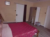 Logement 100 m2 sur 2 Étages 2 SDB "les Fougères"