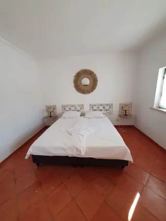 BEAUTIFUL HOLIDAY HOME NEAR PAREDES WITH POOL AND DIRECT BEACH ACCESS