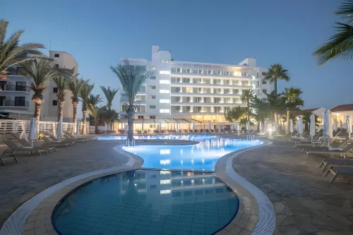 Bohemian Gardens Hotel