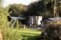 Totally Luxury 4 Person Bell Tent 10 mins Surf/Sail/Swim Beaches
