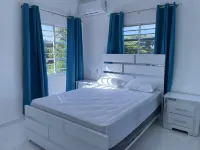 3 minutes from the beach! Newly built Villa with pool Hotel a 