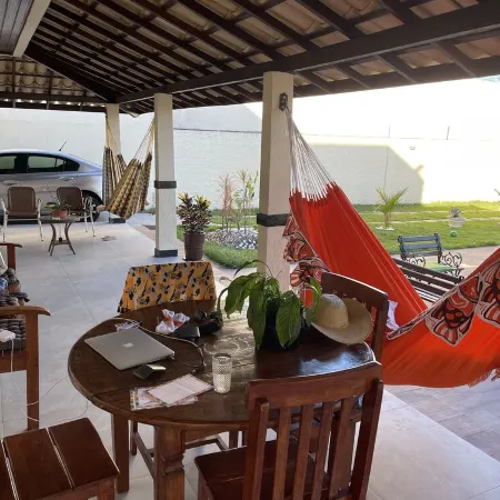 5-bedroom house in condominium, comfort, air conditioning, 55" SmartTV, Wi-Fi, pool, lagoon, beach.