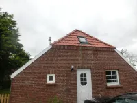 North Sea coast, sandy beach, terrace, small half of the house New!