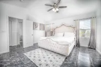 Luxury, cozy, clean home in a private neighborhood Hotels near Sam's Club