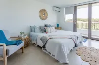 TRES TORTUGAS @ Marbela Ocean front, Ocean view! - Wifi