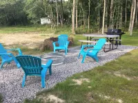 The Manhattan Loft  Tiny House, New River Gorge National Park