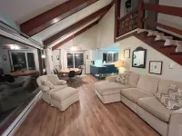 “Red Cottage” Manistee Lake Michigan Beach house w/new stairs to private beach
