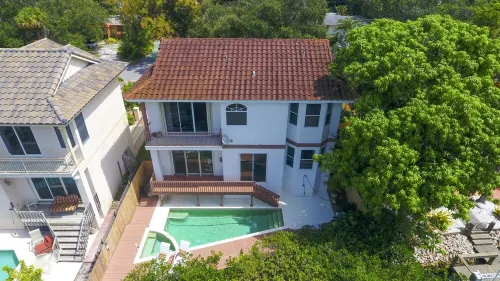 "Casa del Siesta" Mediterranean Luxury by the Beach — Pool, Spa & Private Dock - Hot Tub
