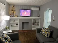 Serenity of Charleston near CAMC and Capital! Newly Renovated!